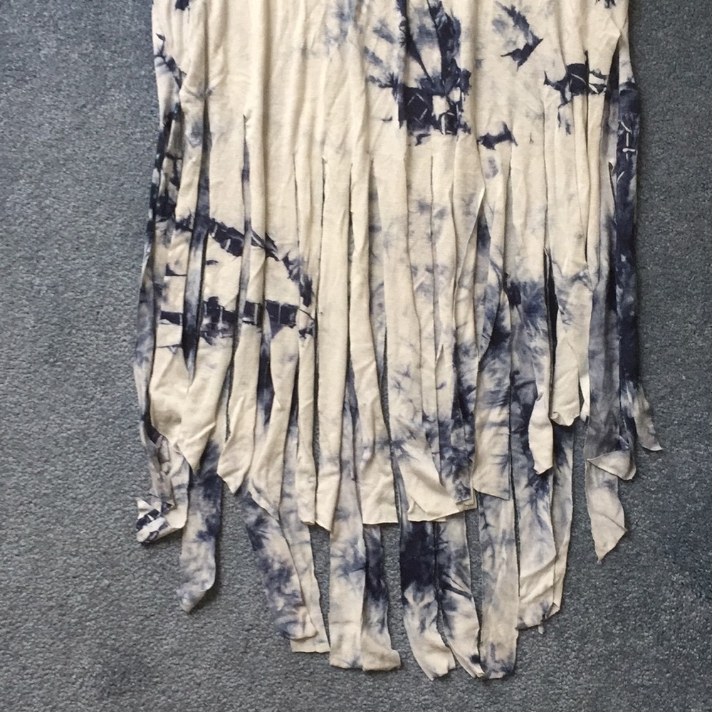 🌻HP🌻Romeo and Juliet Couture tie dye top - Picture 3 of 3